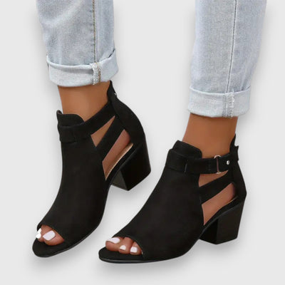 Laureine | Sophisticated Sandals