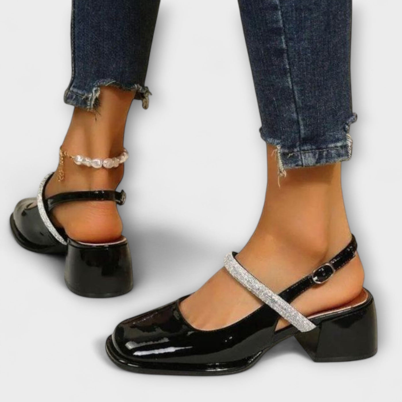 Lyzette | Sophisticated Sandals